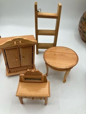 Miniature Wooden Dollhouse Furniture Set - Natural Wood